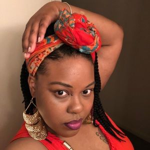 Meet your Posher, Nicosha